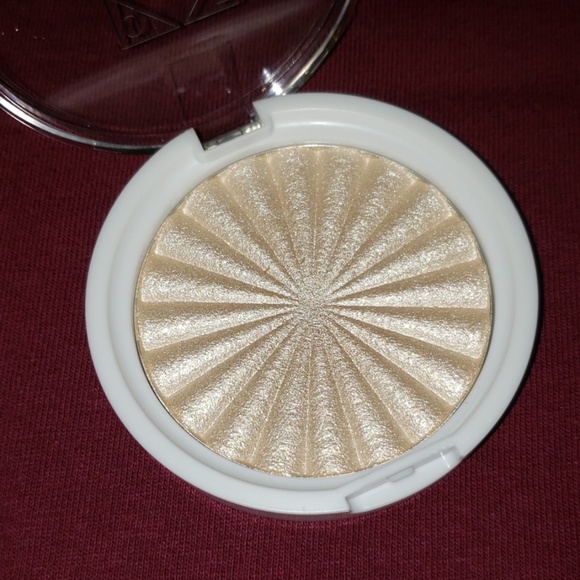 Highlighter - Picture 3 of 4